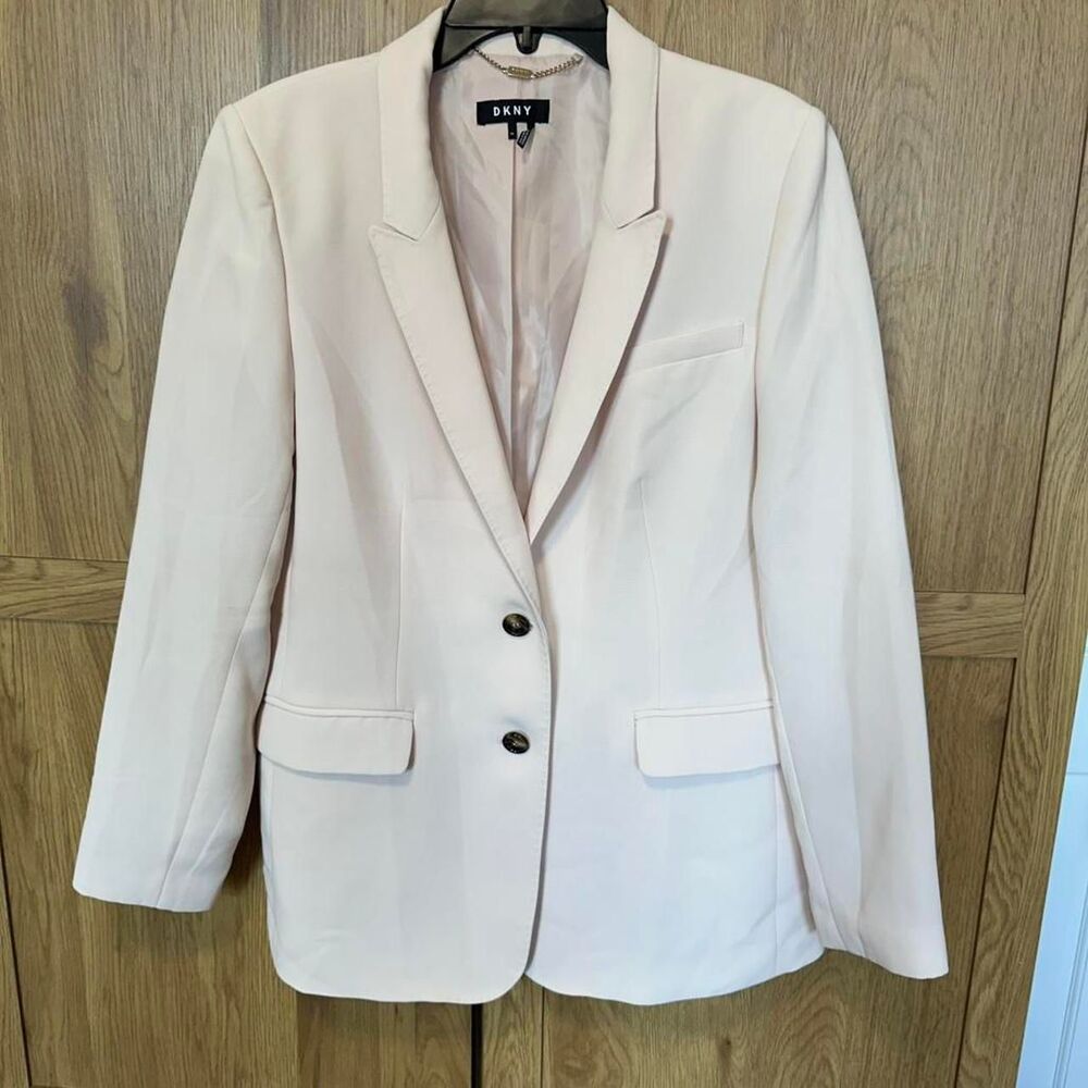 DKNY Women’s Blazer Size 14 Blush Pink Button Jacket office classic Logo NWT